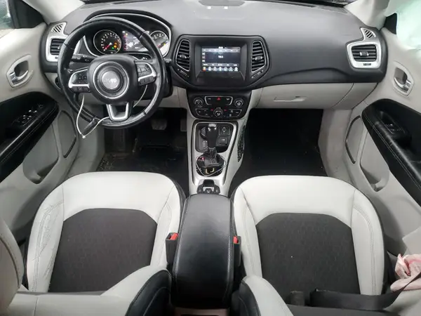 3C4NJDBBXJT223594 2018 JEEP COMPASS - Image 8