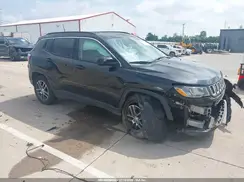 3C4NJDBBXJT238189 2018 JEEP COMPASS