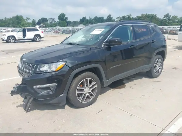 3C4NJDBBXJT238189 2018 JEEP COMPASS - Image 2