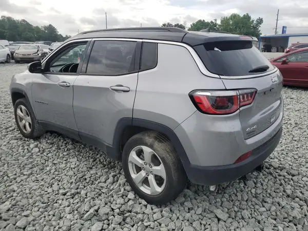 3C4NJDBBXJT253193 2018 JEEP COMPASS - Image 2