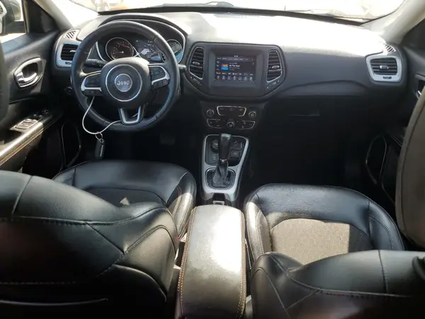 3C4NJDBBXJT253257 2018 JEEP COMPASS - Image 8