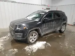 3C4NJDBBXJT261844 2018 JEEP COMPASS