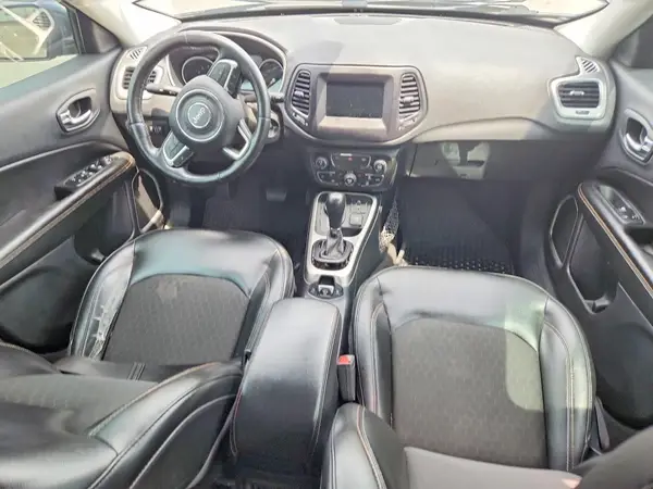 3C4NJDBBXJT262752 2018 JEEP COMPASS - Image 8