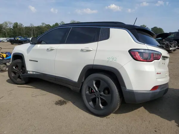 3C4NJDBBXJT281186 2018 JEEP COMPASS - Image 2