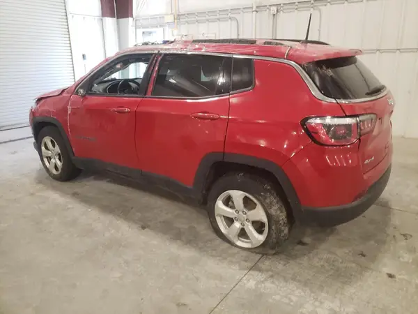 3C4NJDBBXJT282516 2018 JEEP COMPASS - Image 2