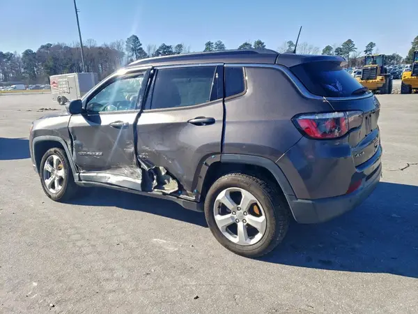 3C4NJDBBXJT284489 2018 JEEP COMPASS - Image 2