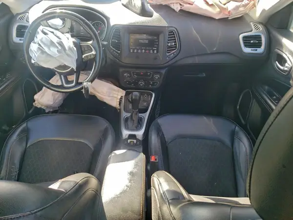 3C4NJDBBXJT284489 2018 JEEP COMPASS - Image 8