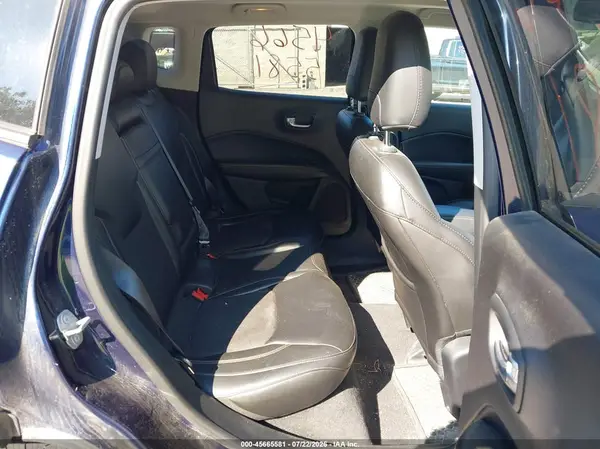 3C4NJDBBXJT290678 2018 JEEP COMPASS - Image 8