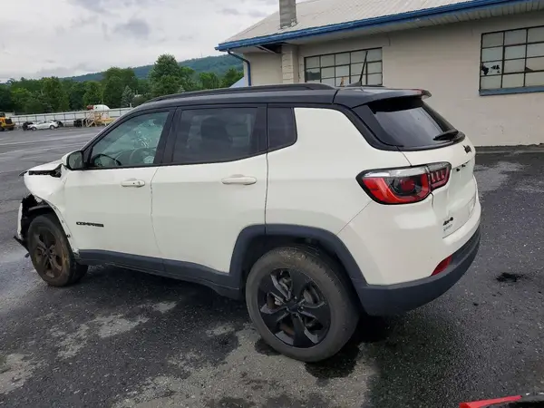 3C4NJDBBXJT304448 2018 JEEP COMPASS - Image 2