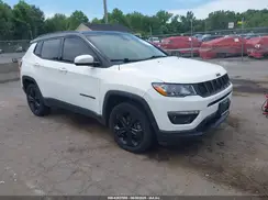 3C4NJDBBXJT304529 2018 JEEP COMPASS