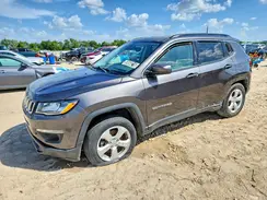 3C4NJDBBXJT315658 2018 JEEP COMPASS