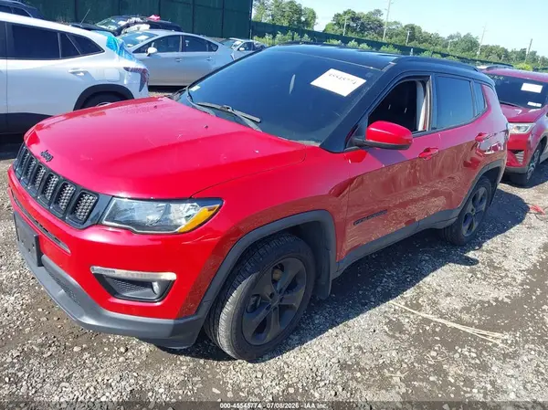 3C4NJDBBXJT323954 2018 JEEP COMPASS - Image 2