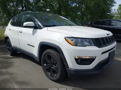 3C4NJDBBXJT325719 2018 JEEP COMPASS