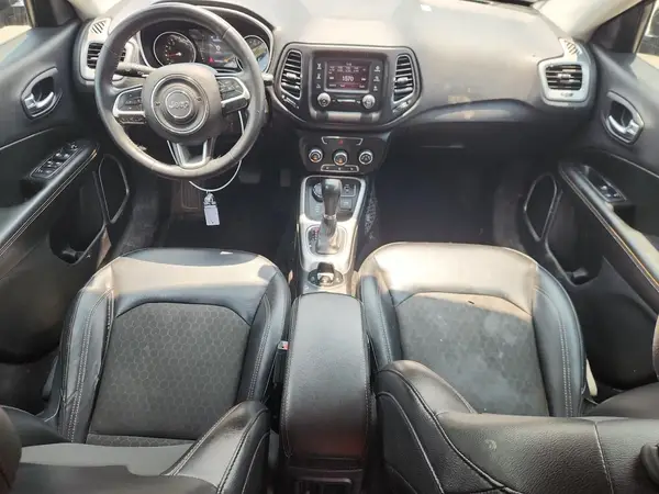 3C4NJDBBXJT349633 2018 JEEP COMPASS - Image 8