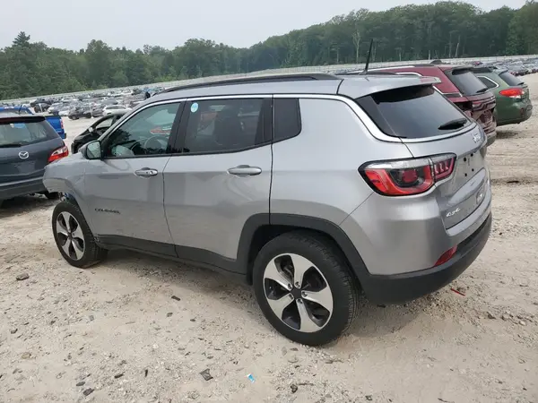 3C4NJDBBXJT360468 2018 JEEP COMPASS - Image 2