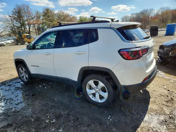 3C4NJDBBXJT372202 2018 JEEP COMPASS - Image 2