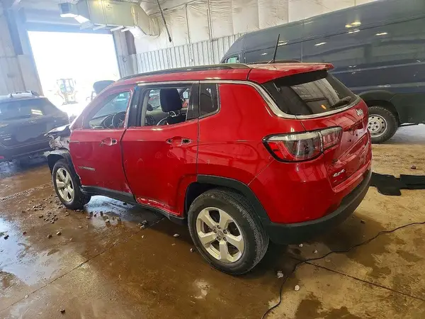 3C4NJDBBXJT373284 2018 JEEP COMPASS - Image 2