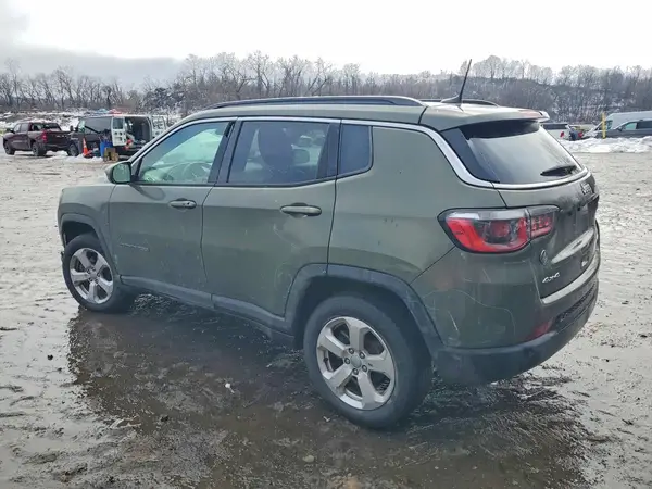 3C4NJDBBXJT392479 2018 JEEP COMPASS - Image 2