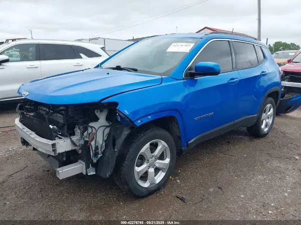 3C4NJDBBXJT393373 2018 JEEP COMPASS - Image 2