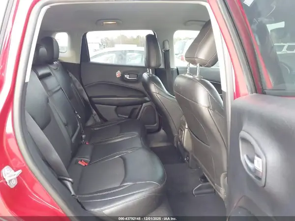 3C4NJDBBXJT399495 2018 JEEP COMPASS - Image 8
