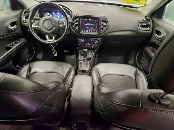 3C4NJDBBXJT401570 2018 JEEP COMPASS - Image 8