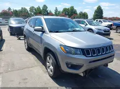 3C4NJDBBXJT417493 2018 JEEP COMPASS