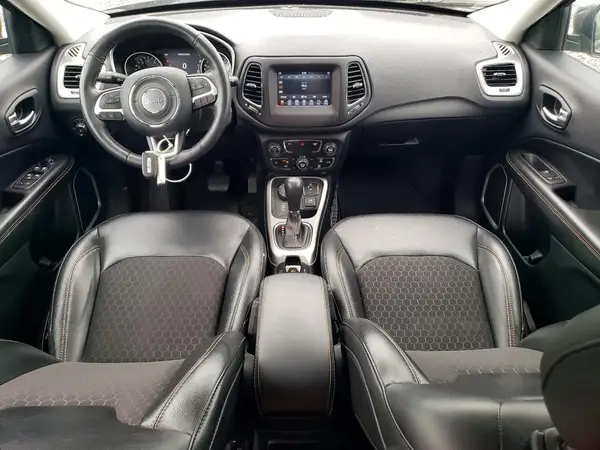 3C4NJDBBXJT434987 2018 JEEP COMPASS - Image 8
