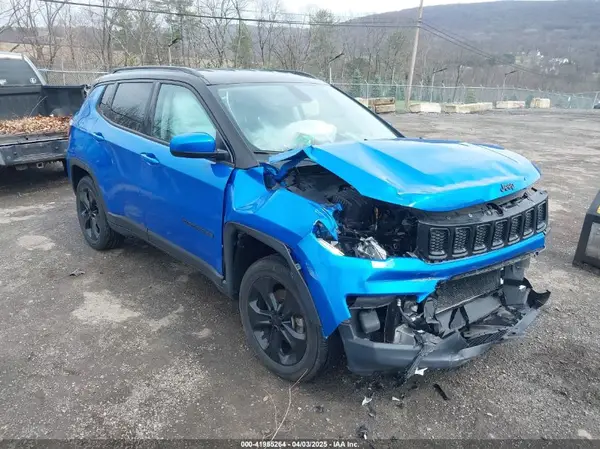 3C4NJDBBXJT453197 2018 JEEP COMPASS - Image 1
