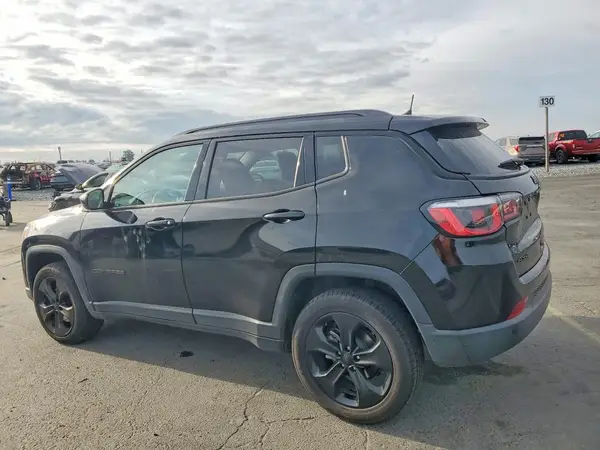3C4NJDBBXJT454267 2018 JEEP COMPASS - Image 2