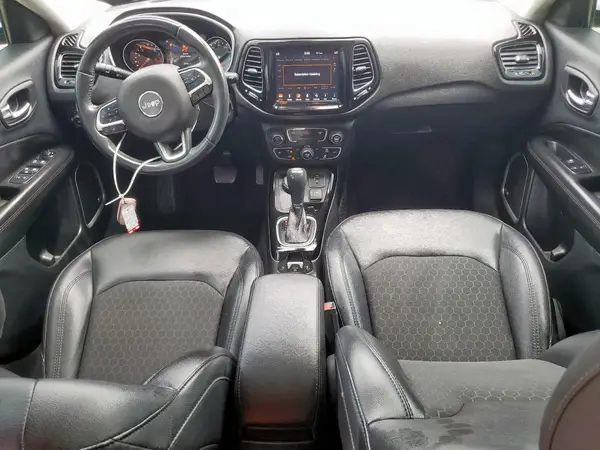 3C4NJDBBXJT456049 2018 JEEP COMPASS - Image 8