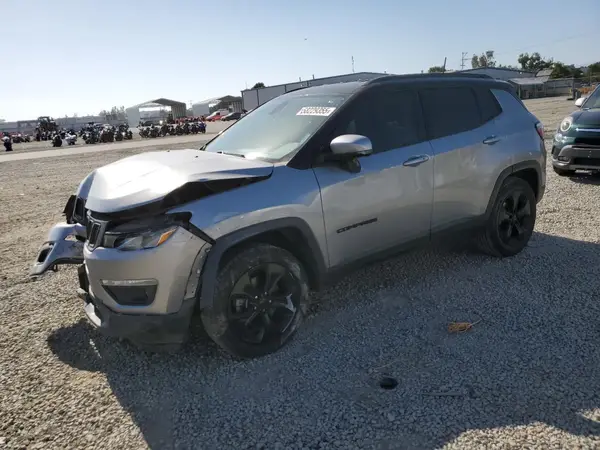 3C4NJDBBXJT457556 2018 JEEP COMPASS - Image 1