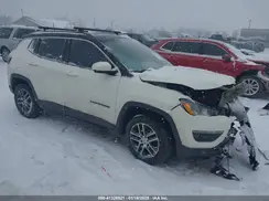 3C4NJDBBXJT480268 2018 JEEP COMPASS