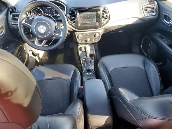 3C4NJDBBXJT480559 2018 JEEP COMPASS - Image 8