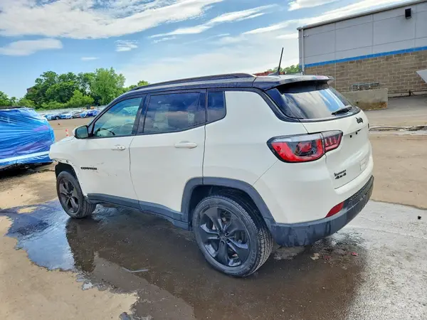 3C4NJDBBXJT481128 2018 JEEP COMPASS - Image 2