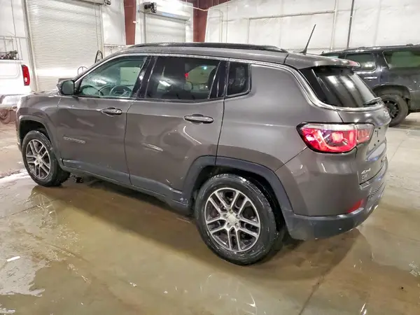 3C4NJDBBXJT482148 2018 JEEP COMPASS - Image 2