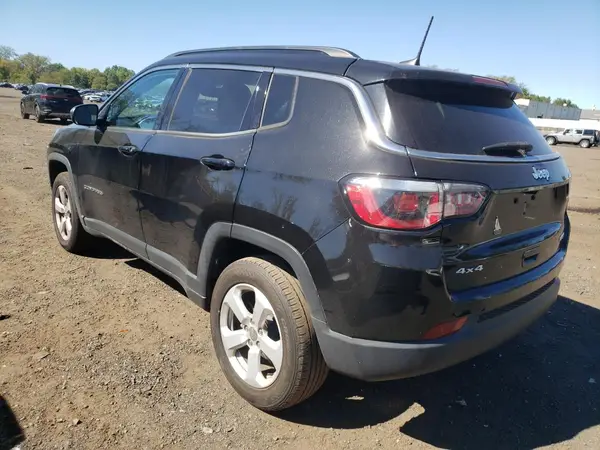 3C4NJDBBXJT482151 2018 JEEP COMPASS - Image 2