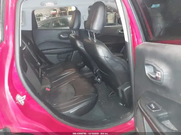 3C4NJDBBXJT485440 2018 JEEP COMPASS - Image 8