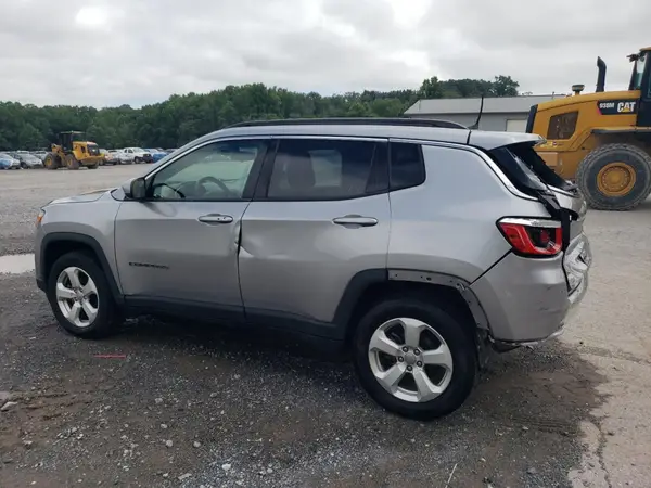 3C4NJDBBXKT592599 2019 JEEP COMPASS - Image 2
