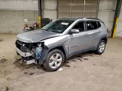 3C4NJDBBXKT592683 2019 JEEP COMPASS