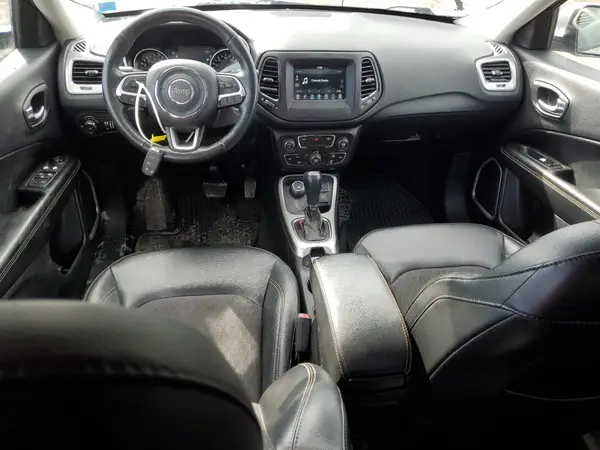 3C4NJDBBXKT593199 2019 JEEP COMPASS - Image 8