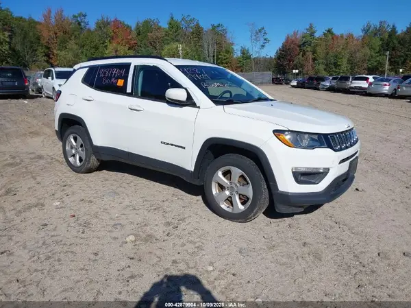 3C4NJDBBXKT593879 2019 JEEP COMPASS - Image 1