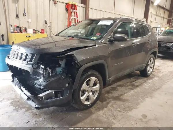 3C4NJDBBXKT594014 2019 JEEP COMPASS - Image 2