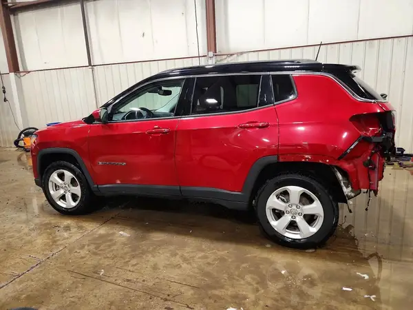 3C4NJDBBXKT601821 2019 JEEP COMPASS - Image 2