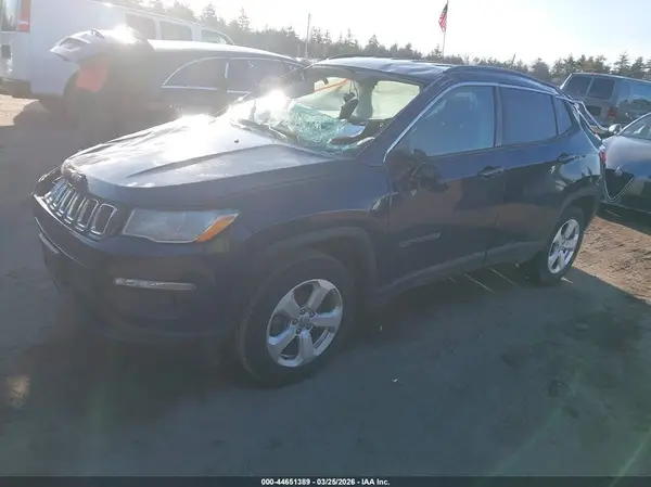 3C4NJDBBXKT602001 2019 JEEP COMPASS - Image 2