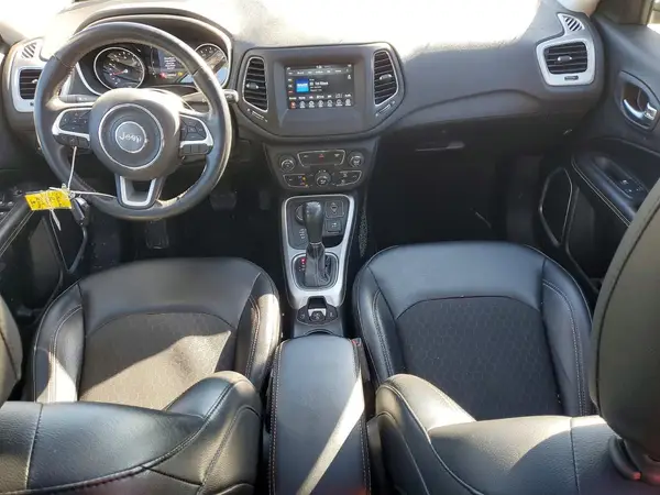 3C4NJDBBXKT629568 2019 JEEP COMPASS - Image 8