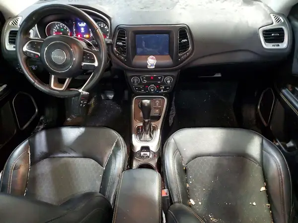 3C4NJDBBXKT649934 2019 JEEP COMPASS - Image 8