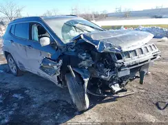 3C4NJDBBXKT654275 2019 JEEP COMPASS