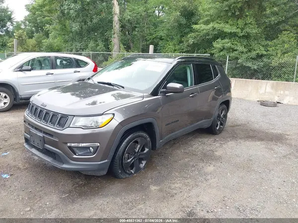 3C4NJDBBXKT656267 2019 JEEP COMPASS - Image 2