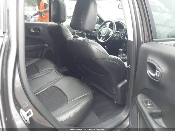 3C4NJDBBXKT656267 2019 JEEP COMPASS - Image 8