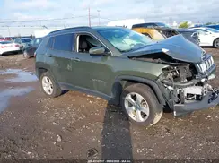 3C4NJDBBXKT657077 2019 JEEP COMPASS